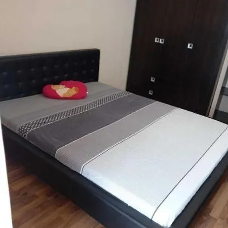 Modern Studio 2 Min From Metro Dristor, 10 Min From Mall * ブカレスト
