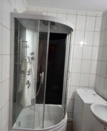 アパート Modern Studio 2 Min From Metro Dristor, 10 Min From Mall ブカレスト